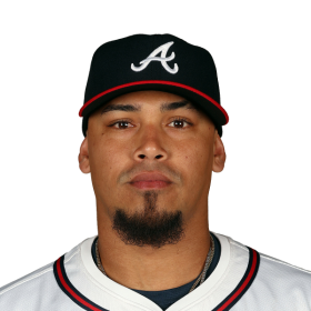 Orlando Arcia signs 3-year contract extension with Braves 